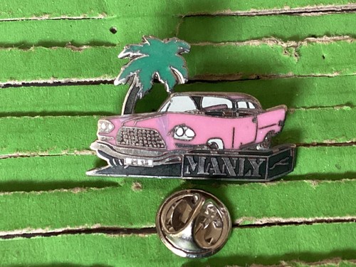 Pins manly signé démons - pins, et