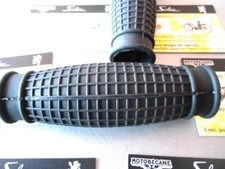 POIGNÉE CAOUTCHOUC GAUFRÉE