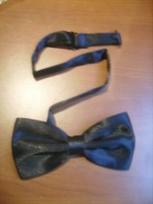 Noeud papillon noir satiné neuf emballé