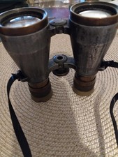 Jumelles anciennes militaires