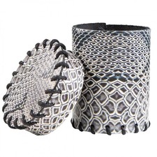 Gobelet à dés en cuir