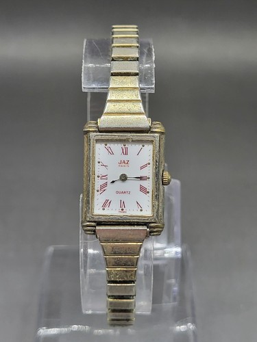 Woman jaz paris france - paris, gold