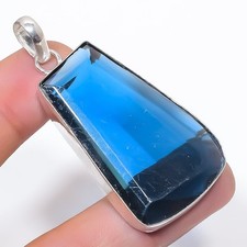 Pendentif pierre précieuse