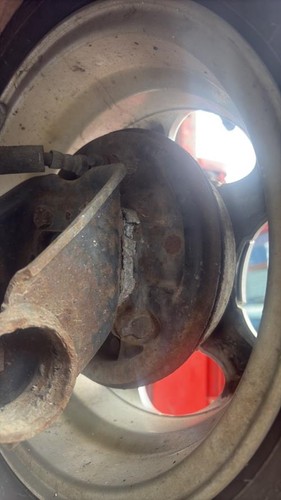 Tambour arriere droit ford - arriere,