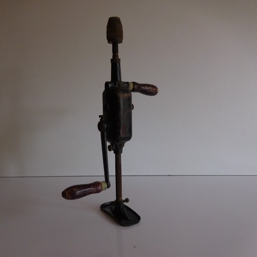Perceuse main hand - main, drill