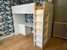 lit mezzanine enfant 90x200 blanc avec bureau  4 tiroirs penderie étagères
