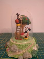 Figurine Mickey Minnie Mouse Disney Store Globe