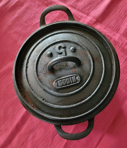 Ancienne petite cocotte - petite, /