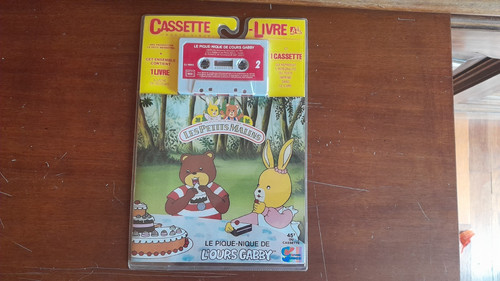 Livre cassette les petits - livre-cassette,