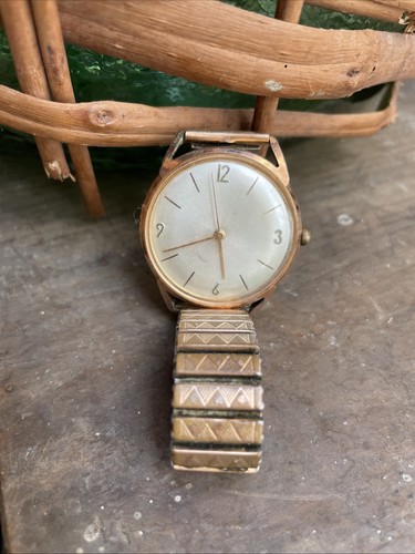 Ancienne montre mécanique - ancienne,