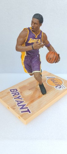 Rare figurine kobe bryant - rare,
