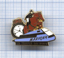 PIN'S ARTHUS BERTRAND MARIGNY Temple du pin's Montre WATCH Equitation train TGV
