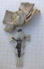 Belle Croix Religieuse