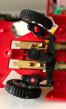 Jouef FORD GT chassis avec direction complete et tresses de contact