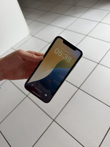 Iphone go - 64,