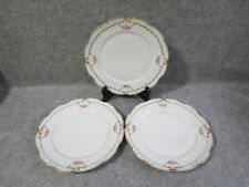 3 assiettes plates en