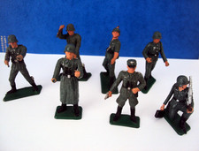 SOLDATS ALLEMANDS STARLUX. 2EME GUERRE MONDIALE. INCOMPLETS. 1/32.