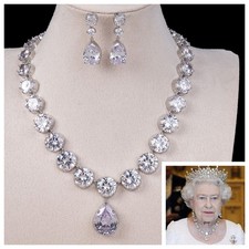 Reine Victoria’S Couronnement Collier & Earrings Set Reproduction Avec 5A Cz