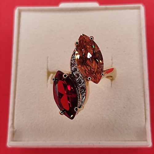 Bague pierres tricolores