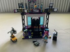 LEGO Friends 41117 Le plateau TV Pop Star