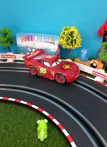 Voiture pour circuit - , carrera