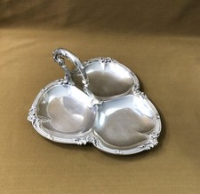 serviteur de table trilobé ARMAND FRENAIS modèle ROCAILLE / MARLY métal argenté