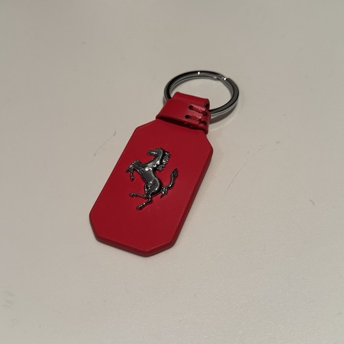 Ferrari rouge porte clés - ferrari,