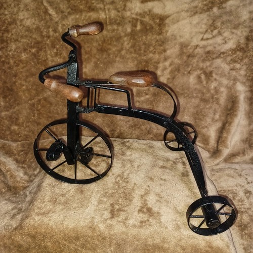 Decorative metal tricycle with
