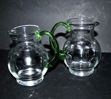 Lot de 2 Pichets à vin en verre soufflé - broc ballon alsacien vert