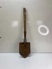 Ancienne pelle militaire