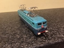 Locomotive ho Jouef CC 7107 avec éclairage.