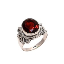 Bague de créateur en argent