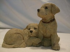 Statue de collection    - 2  CHIOTS  LABRADOR SABLE