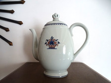 Cafetière  en porcelaine de Limoges , COQUET vieux Rouen forme Samarra