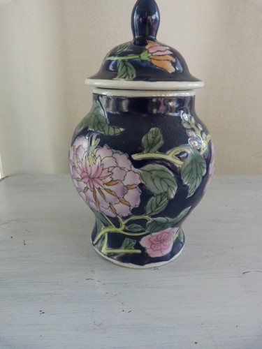 Potiche chinoise bleu avec - potiche,