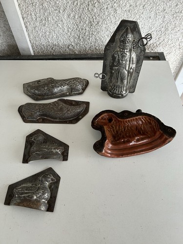 Lot moules anciens tôle - de,