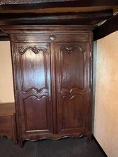 Armoire Lorraine comprenant 2