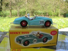  1/43 METAL DINKY TOYS TRIUMPH
