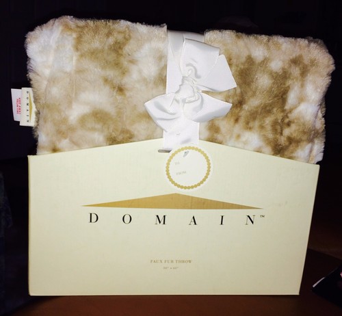 Nwt domain faux fur marble - nwt-domain,