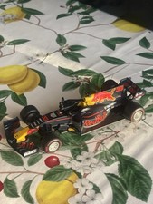 Bburago Burago 1:32 Aston