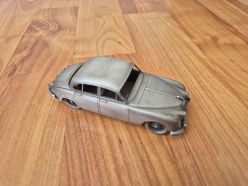 Danbury mint voiture en - 1:43,