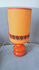 PETITE LAMPE ORANGE    VINTAGE  HAUTEUR 34CM AVEC ABAT JOUR     ANNEES 1970