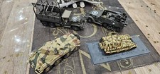 Lot 4 véhicules militaires Chars camion Echelle ???
