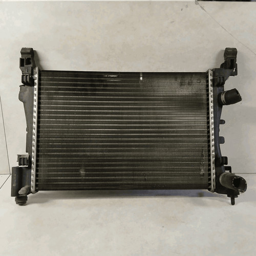 55701408 radiateur opel - 55701408,,