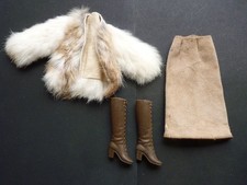 Tenue Barbie ' Fur Collection'