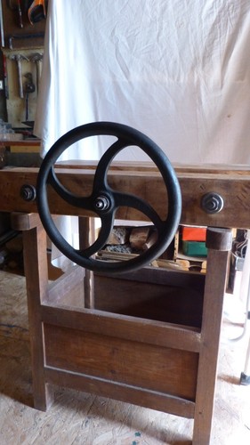Outil ancien bois fonte
