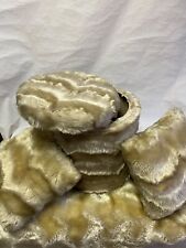 Ensemble vintage pouf coffre de rangement, couvre-lit, coussins