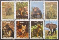 UMM AL QIWAIN 8 timbres