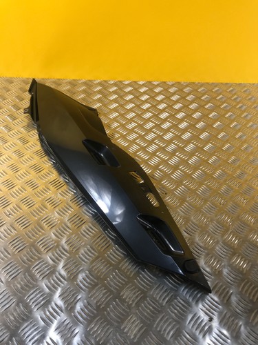 Demi coque arrière gauche