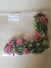 Coins roses découpés x5